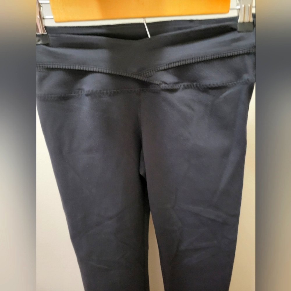 Lululemon cropped leggings size 4